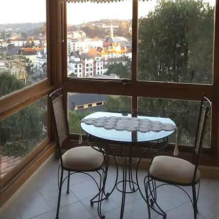 Belo Apartamento E Completo No Centro Com Vista Gramado Exterior foto